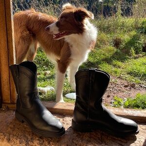 Ariat Heritage Roper round toe cowboy western boot